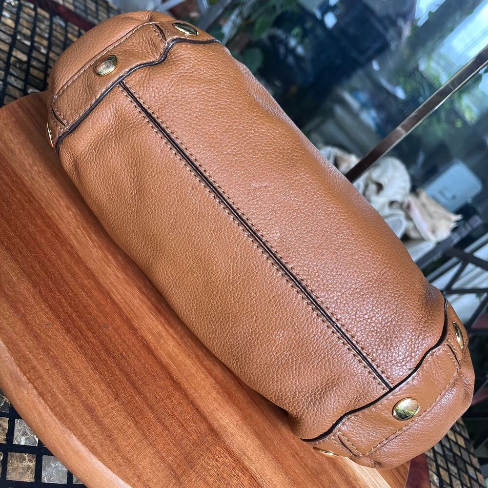 Michael Kors Delancy Brown Pebbled Leather Flap Gold Hardware Shoulder Bag EUC - Picture 8 of 15